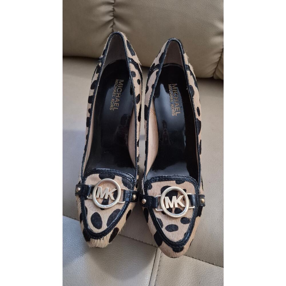 Michael Kors Calf Hair Leopard Platform Heels Gold MK Logo Size 7M Display Flaw - Picture 7 of 11